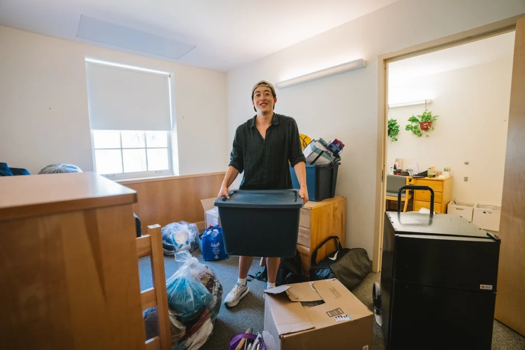 college move in day